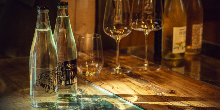 Agua de las misiones Gourmet: el agua que nace en la selva y se posiciona en las mesas más sofisticadas del país