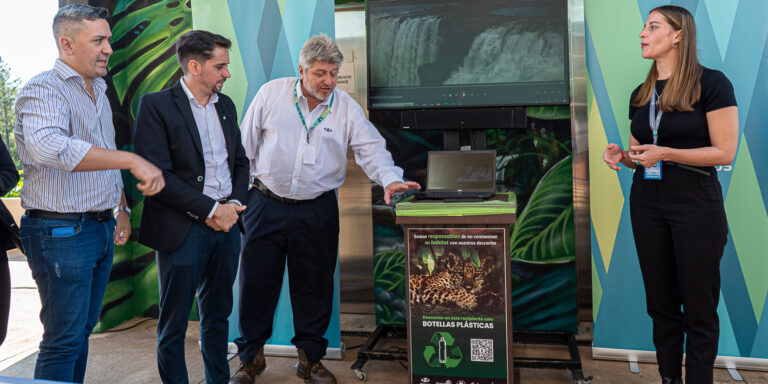 Reciclar para cuidar el ambiente: en Misiones se trabaja para darle una nueva vida a los plásticos